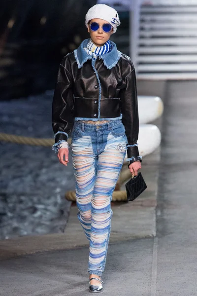 Look 56